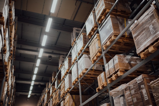 Werken in de logistiek: veel meer mogelijkheden dan alleen achter het stuur