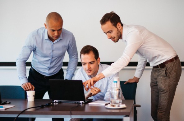 Professionele AI-toepassing binnen het MKB binnen handbereik met deze opleidingen